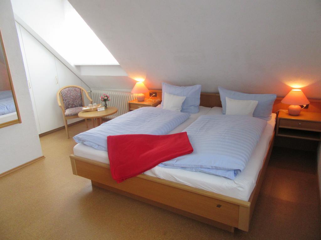 Zum Hanseaten Borkum Room photo